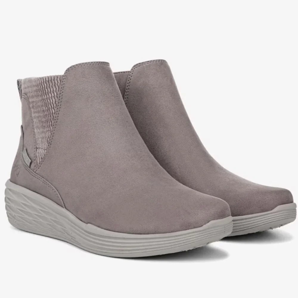 Ryka Noelle Women's Water-Repellent Boots